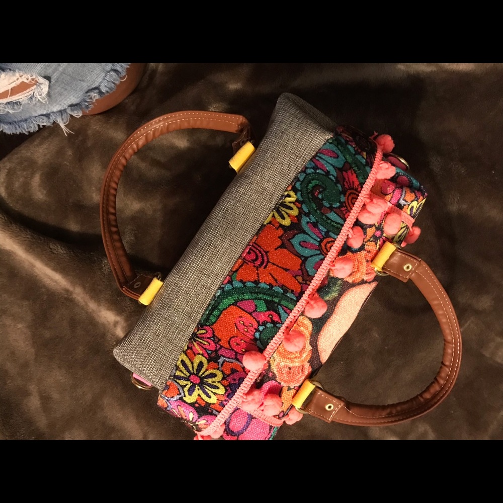Make Up Hand Bag - image 4